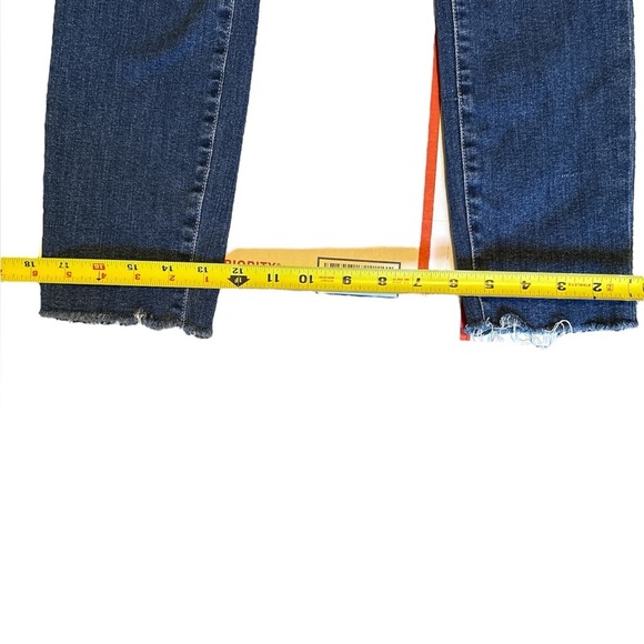 PAIGE Skyline Skinny Crop Jeans Size 26 - Picture 13 of 14